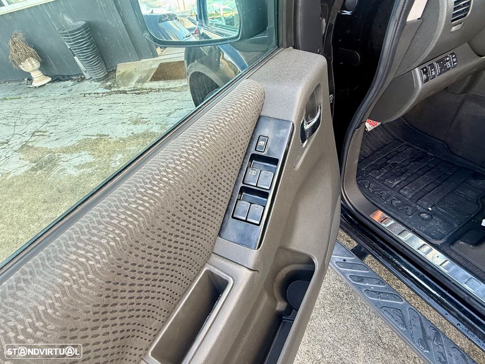 Nissan Navara 2.5 dCi CD XE Comfort +Convenience - 11