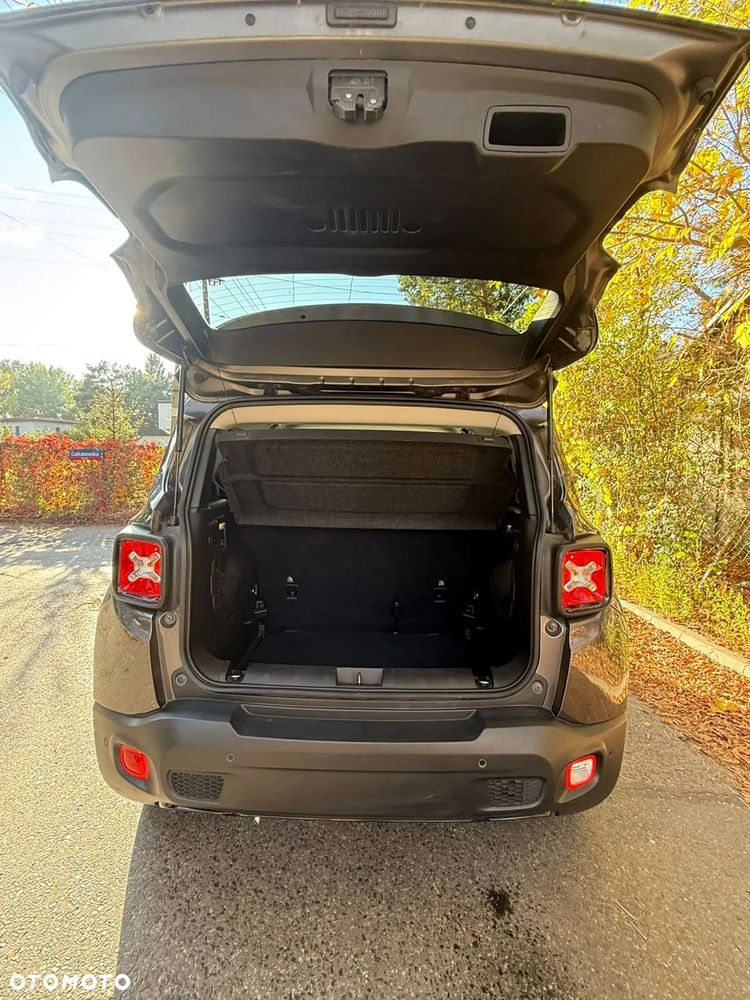 Jeep Renegade - 8