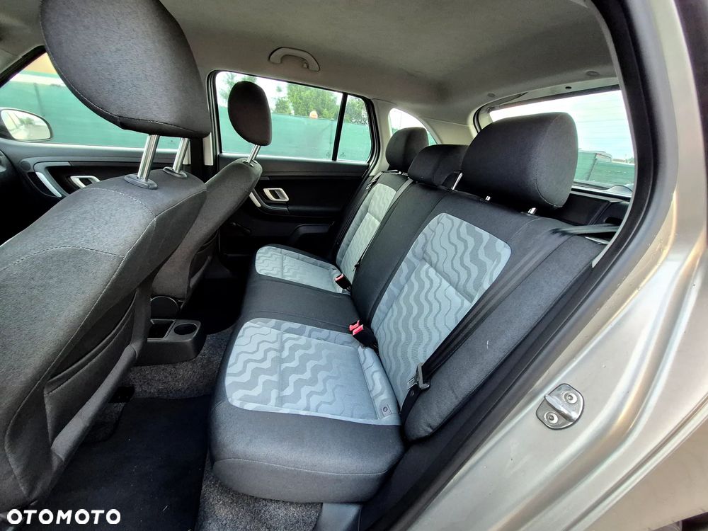 Skoda Fabia 1.2 TSI STYLE EDITION - 14
