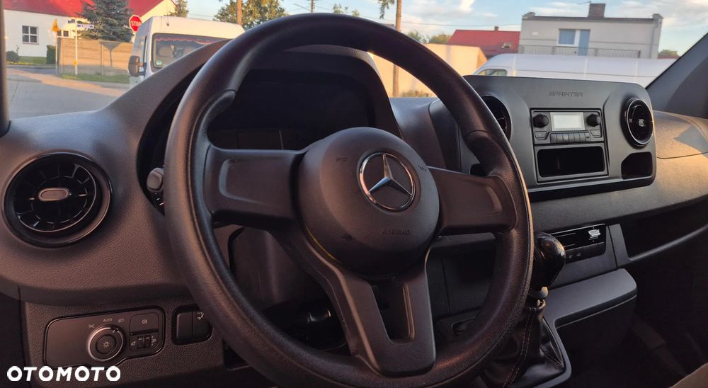 Mercedes-Benz SPRINTER 516 CDI - 6