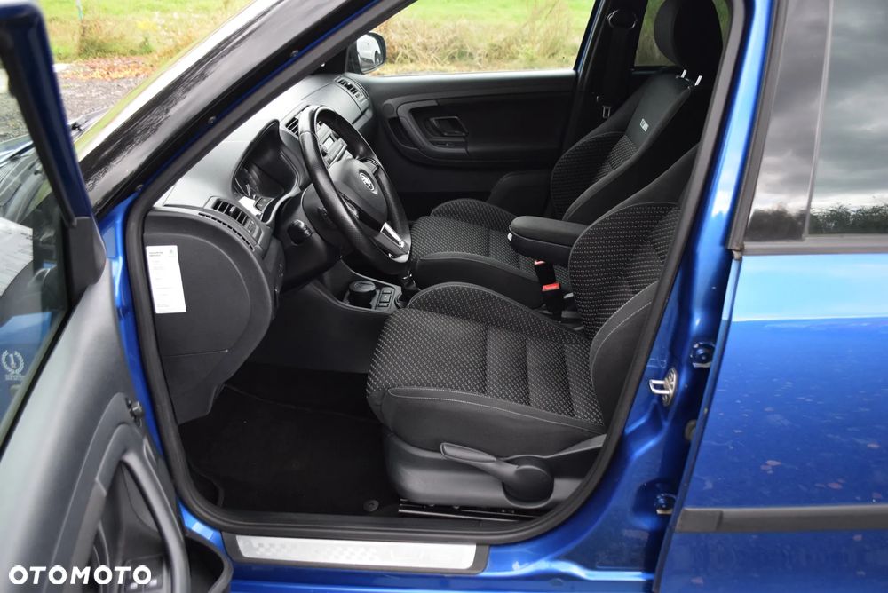 Skoda Fabia 1.4 TSI DSG RS - 11