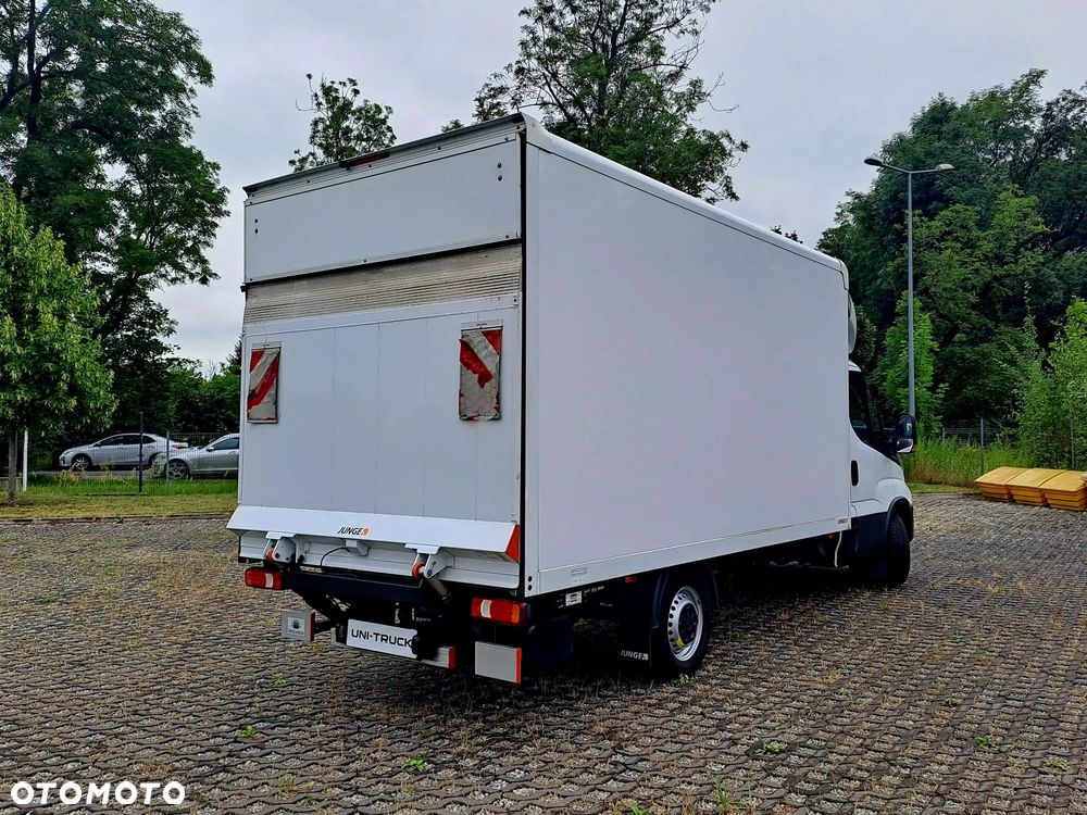 Iveco DAILY | Stan idealny | kontener 8 EP | Automat | Winda | GWARANCJA 12mc | Kamera cofania | - 7