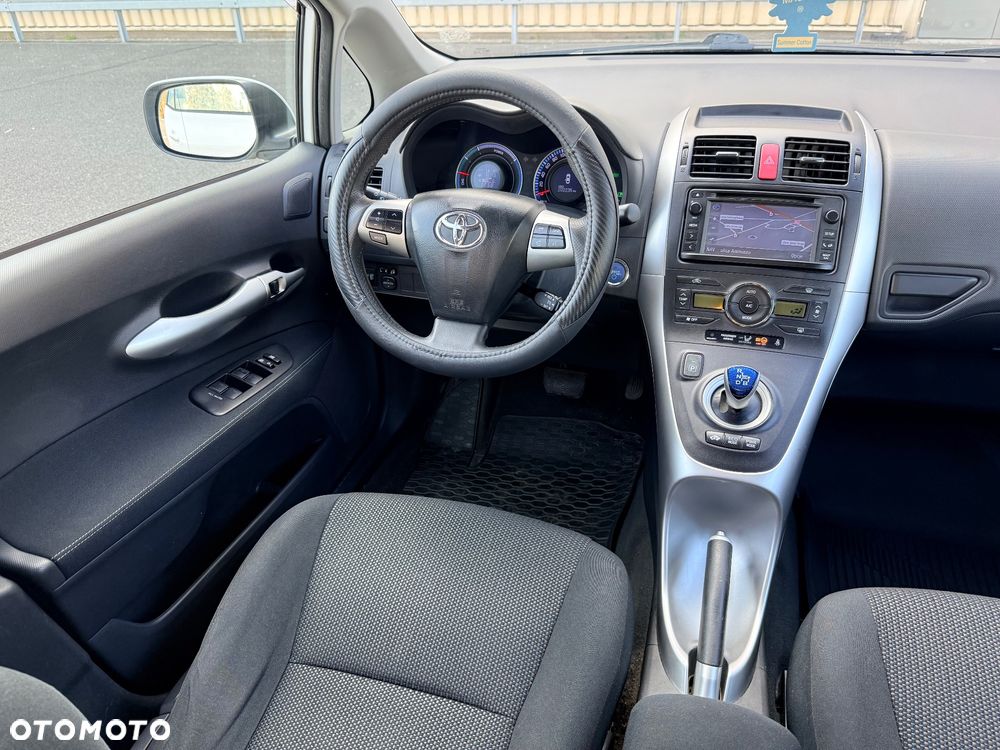 Toyota Auris 1.8 HSD Luna - 22