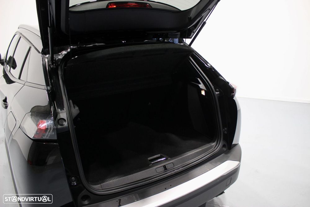 Peugeot 2008 1.5 BlueHDi Allure EAT8 - 9