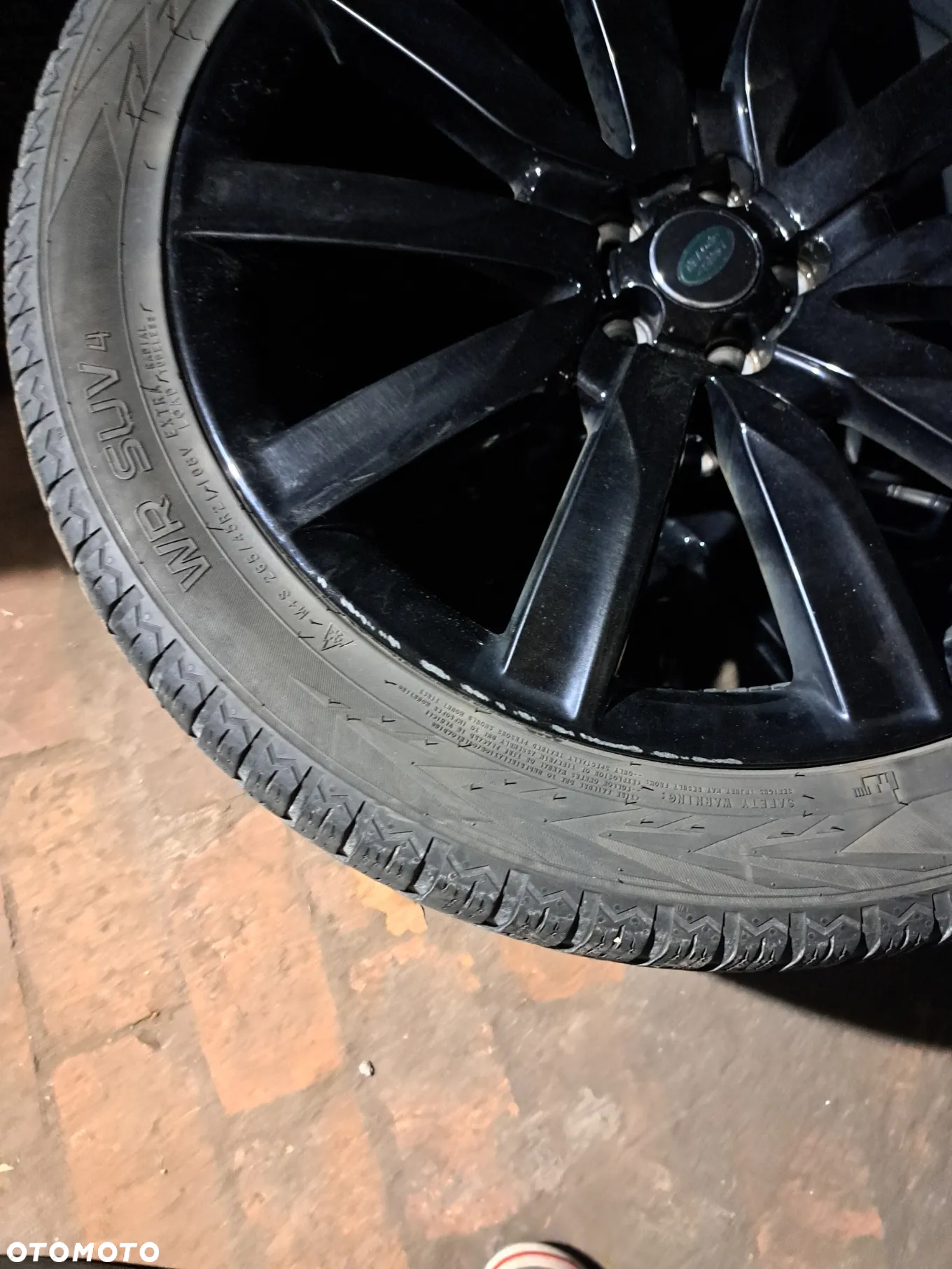 Felgi Aluminiowe Range Rover Velar L560 21 Cali J8A2-1007-LA 8.5Jx21CH ET 45 J8A2-1007-LA - 16