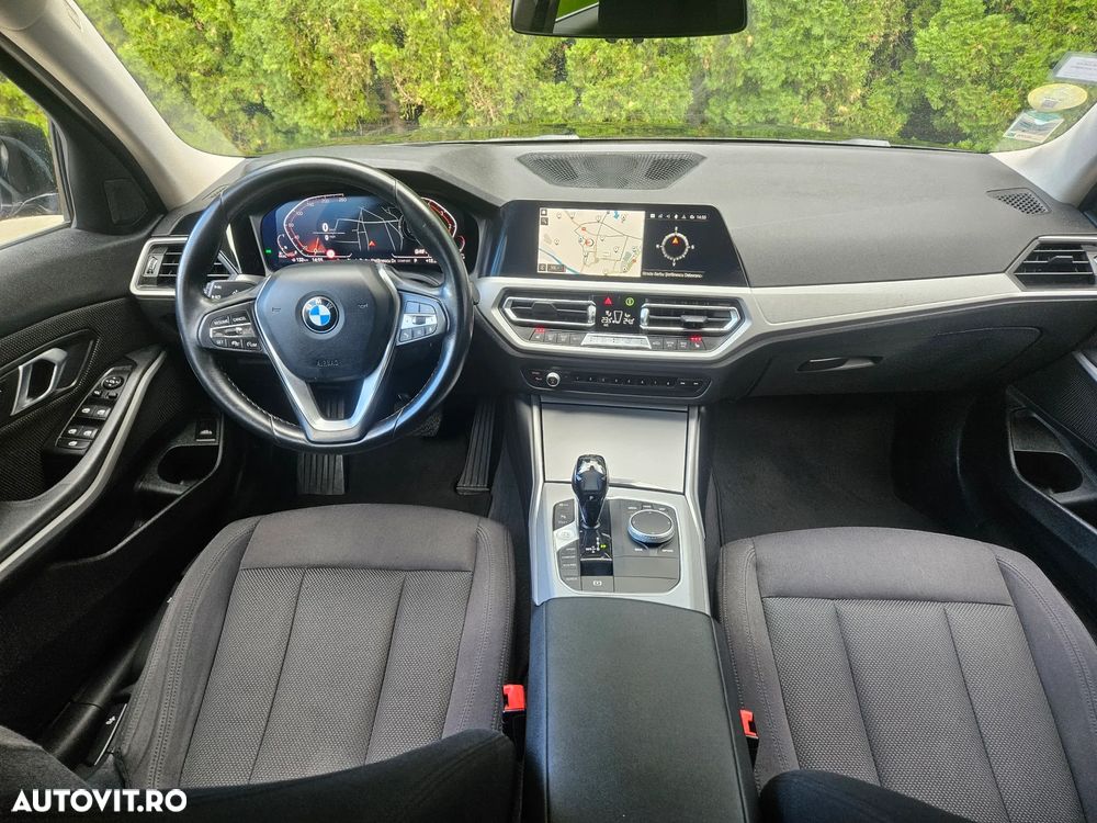 BMW Seria 3 320d Touring xDrive Aut. Sport Line - 11