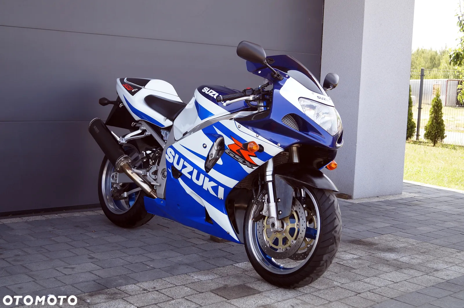 Suzuki GSX-R - 4