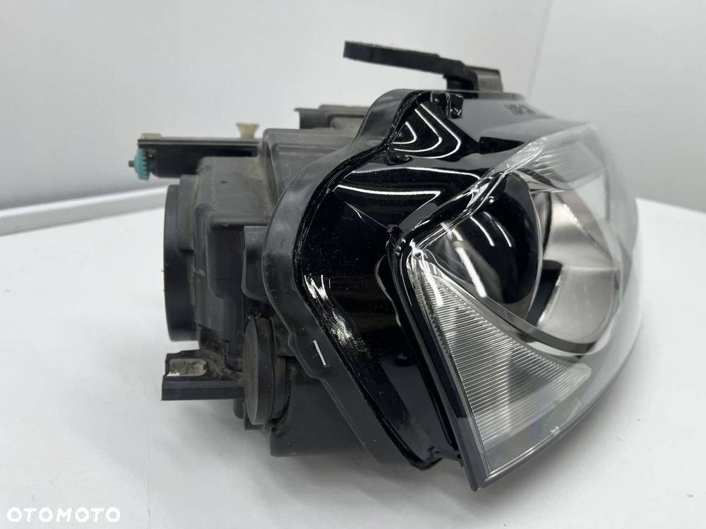 Lampa reflektor Audi A3 8p LIFT 08-13r. PRAWA przednia Bi-xenon + LED Europa oryginał prawy przód 8p - 2