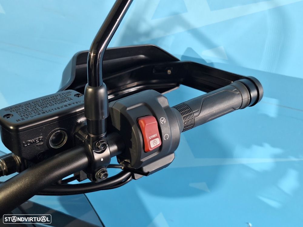 Honda Transalp 750 XL - 9