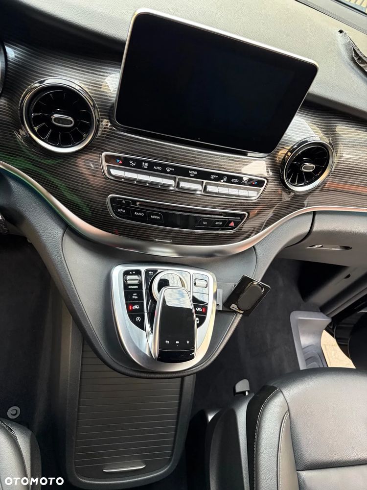 Mercedes-Benz Klasa V 300 d lang 4Matic 9G-TRONIC Avantgarde Edition - 16