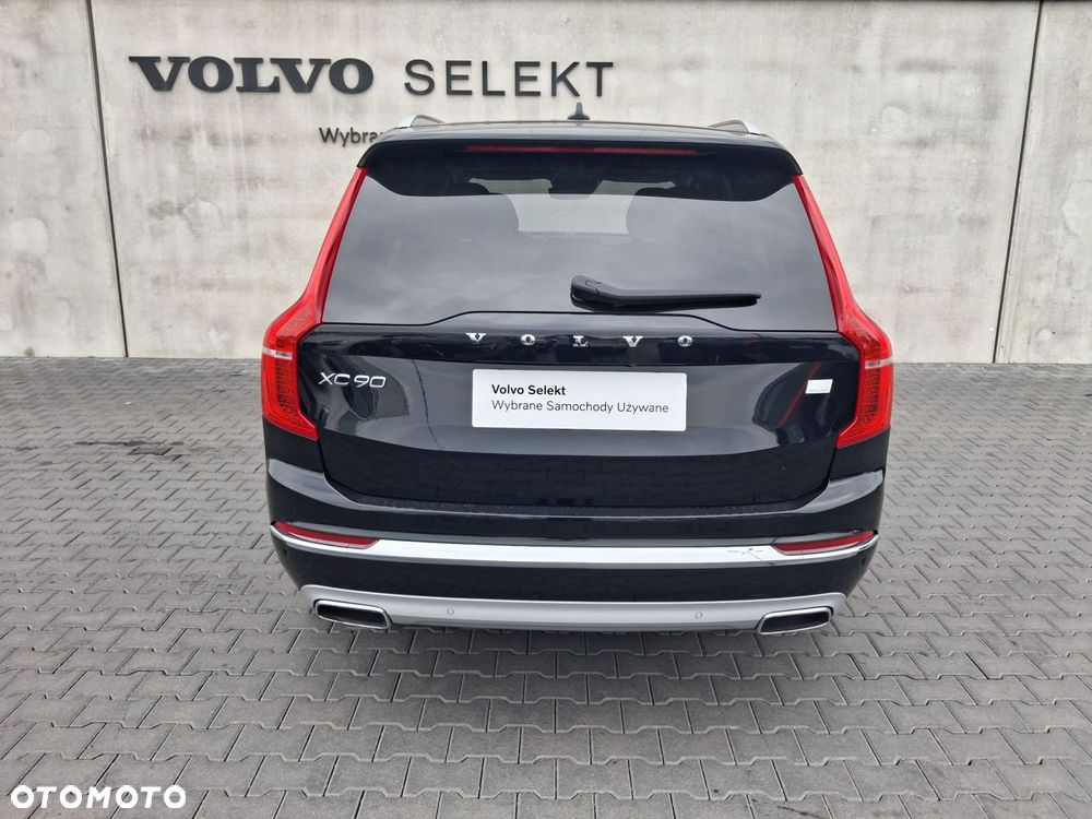 Volvo XC 90 - 4