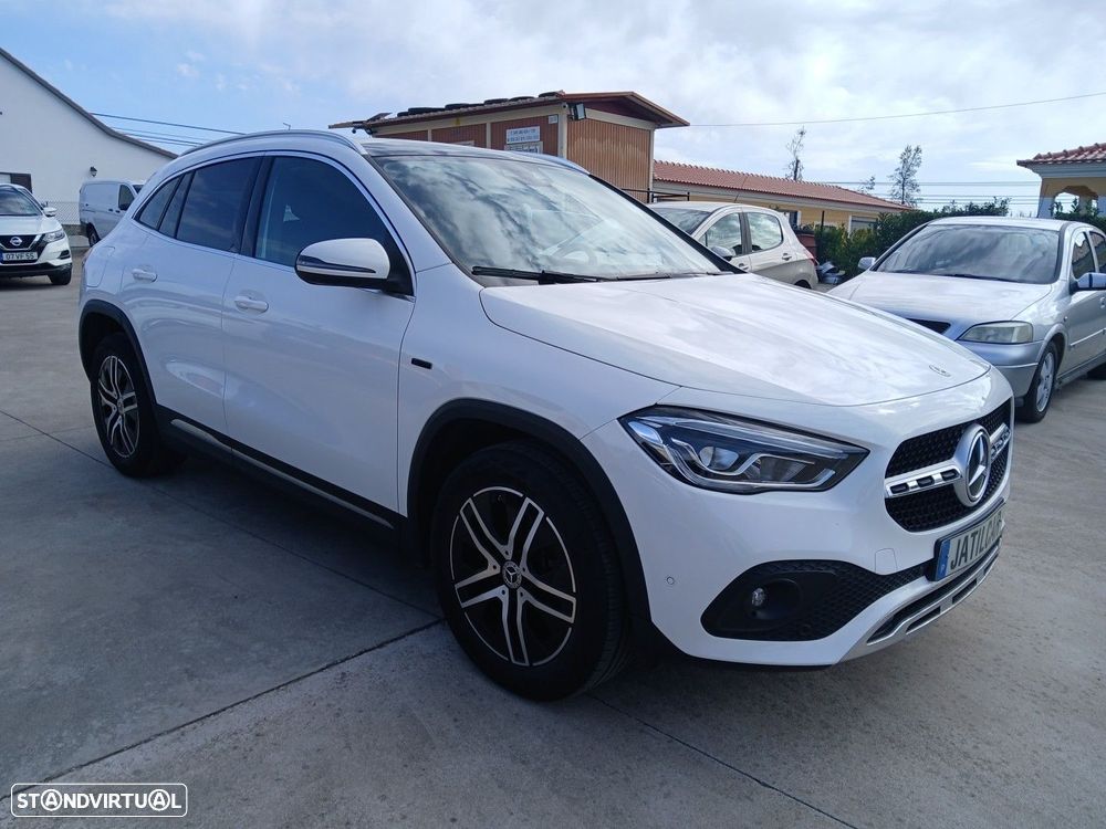 Mercedes-Benz GLA 250 e 8G-DCT - 6