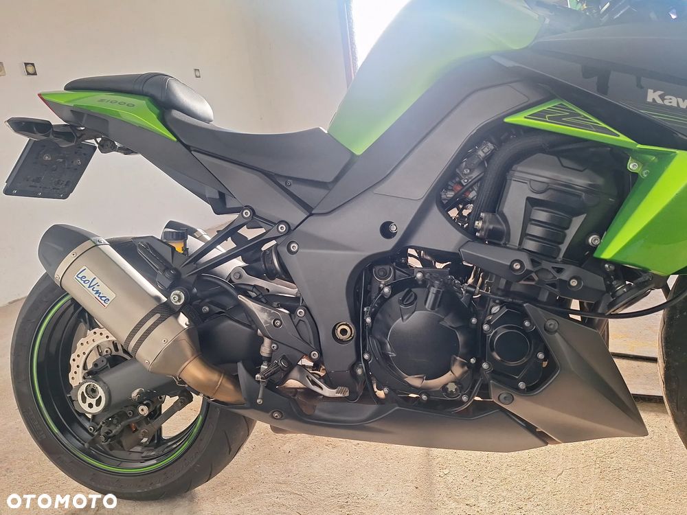 Kawasaki ZR - 6