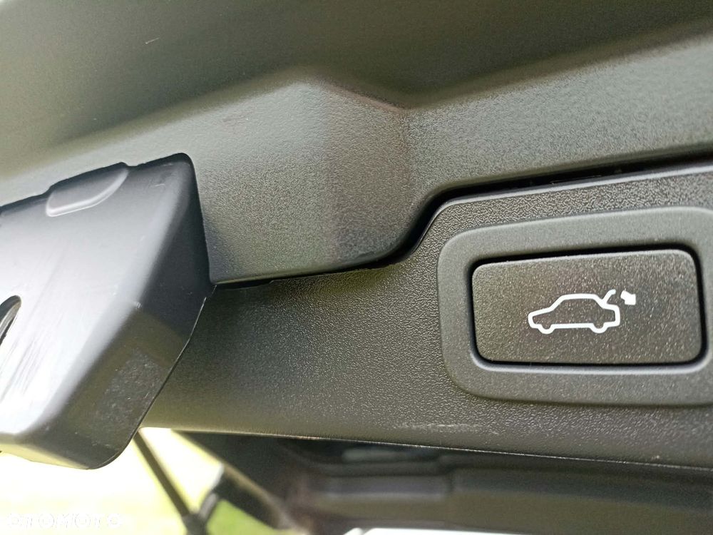 Land Rover Range Rover Evoque - 27