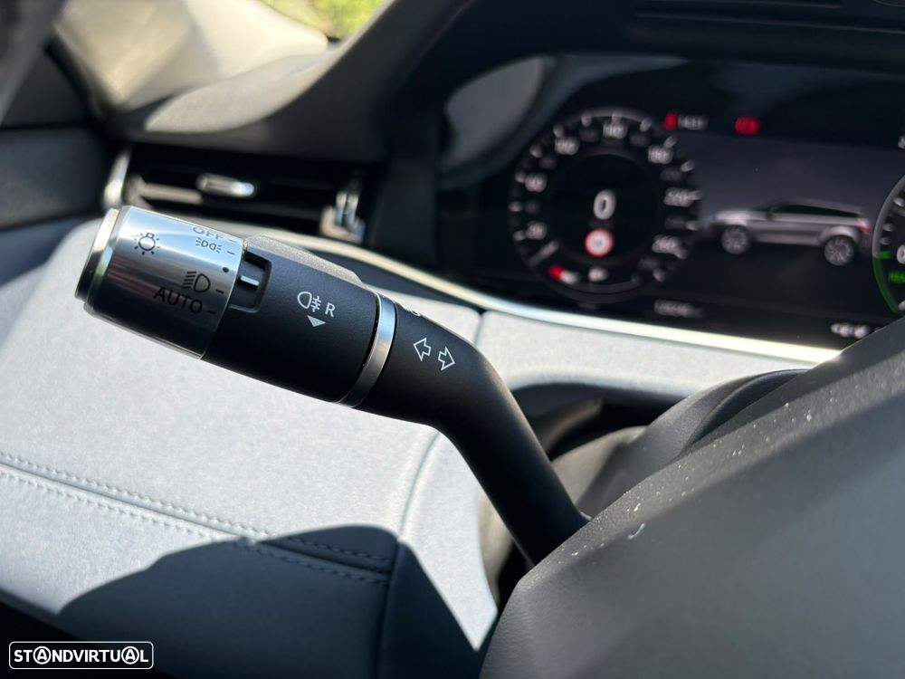 Land Rover Range Rover Evoque - 17
