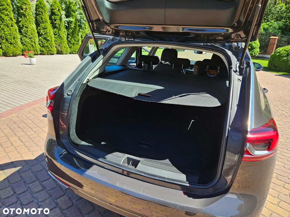 Opel Insignia 2.0 CDTI Business Elegance S&S - 9
