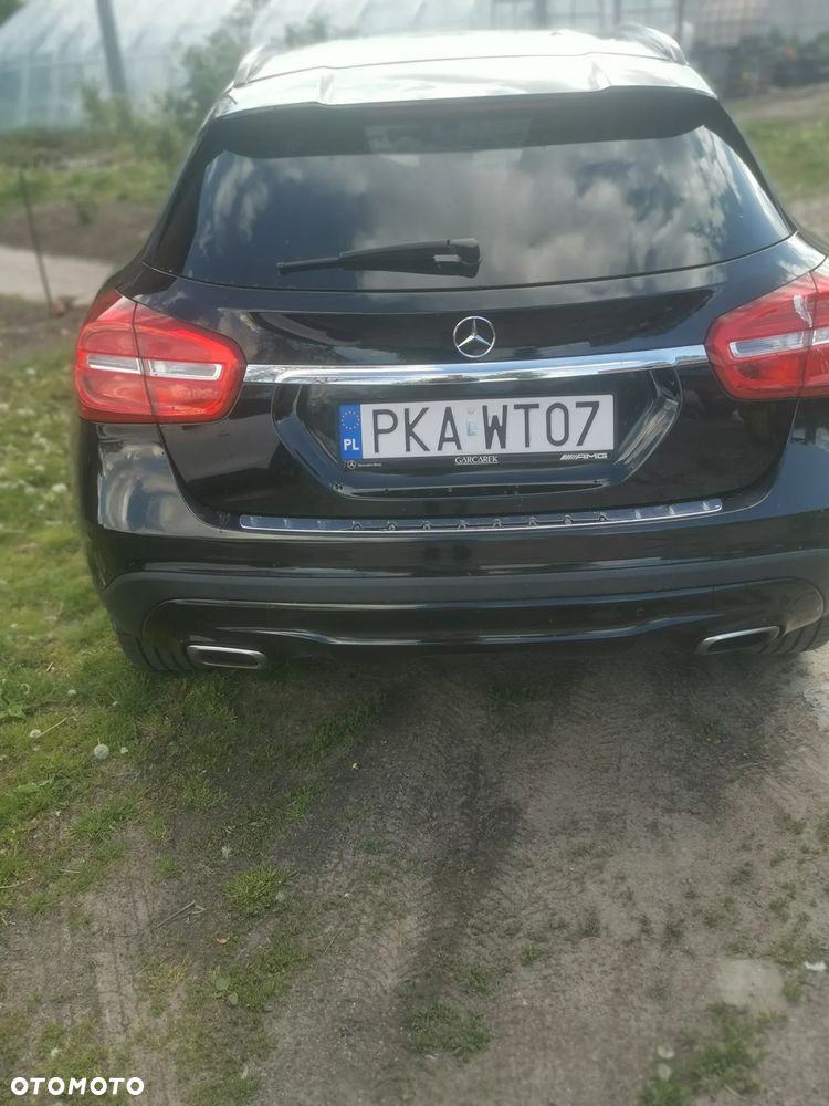 Mercedes-Benz GLA 180 - 7