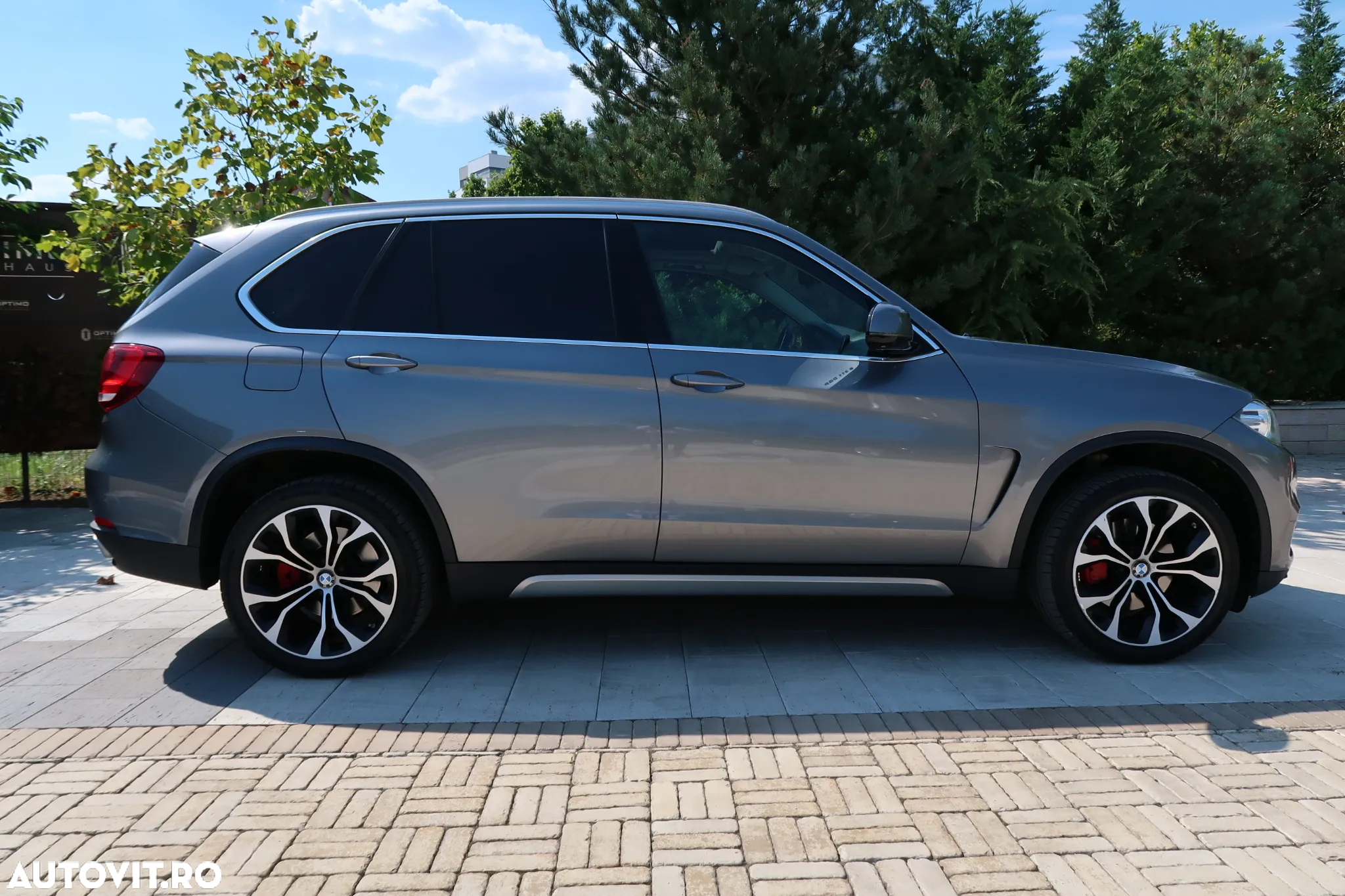 BMW X5 xDrive40d - 8