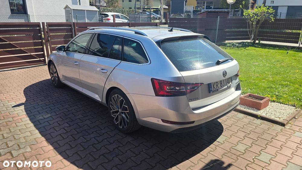 Skoda Superb 2.0 TDI L&K DSG - 3