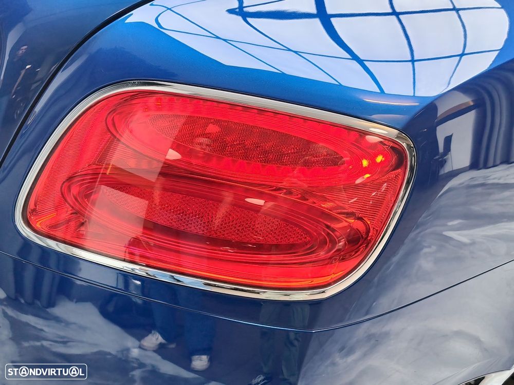 Bentley Continental GT W12 Speed - 22