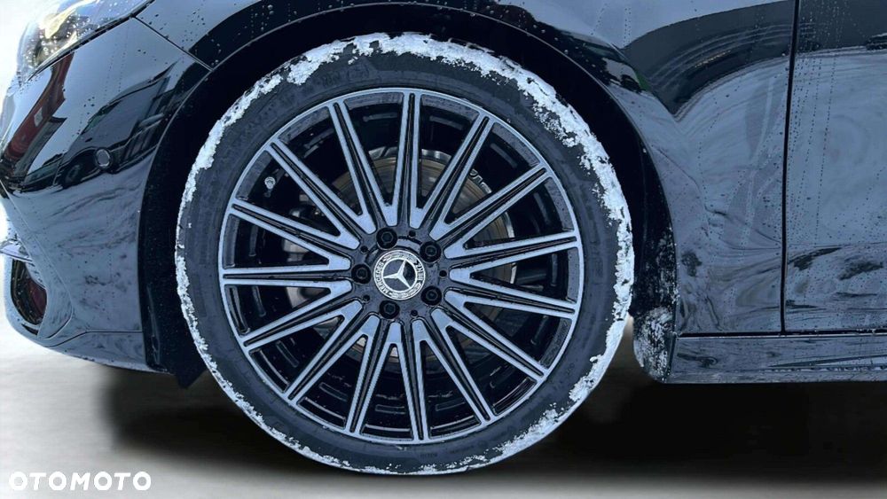 Mercedes-Benz CLA - 25