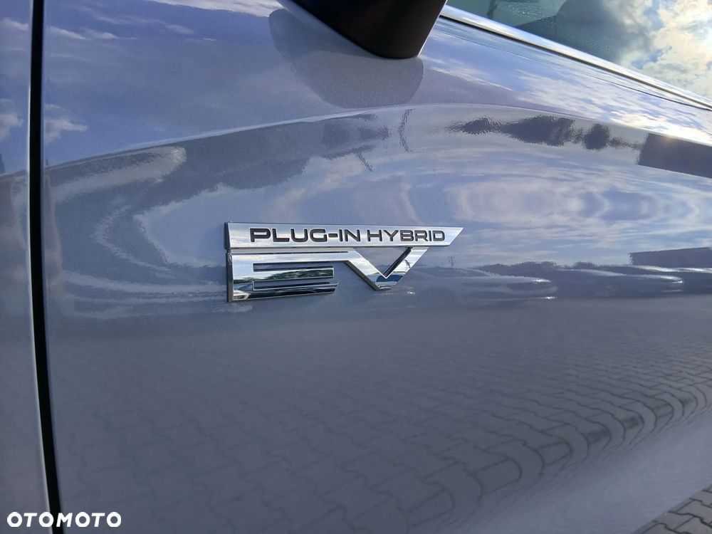 Mitsubishi Outlander Instyle Plus - 21