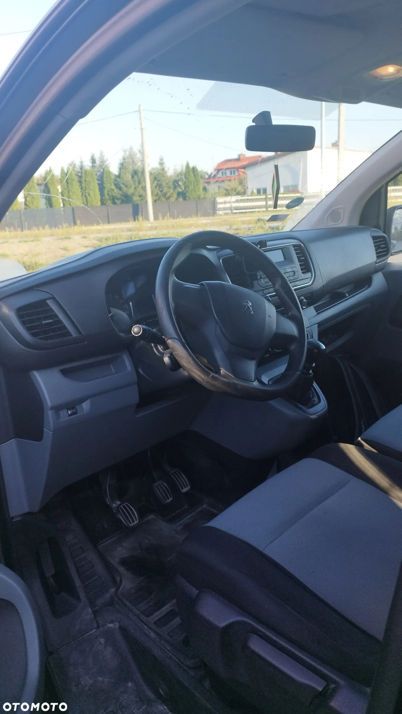 Peugeot Expert - 8