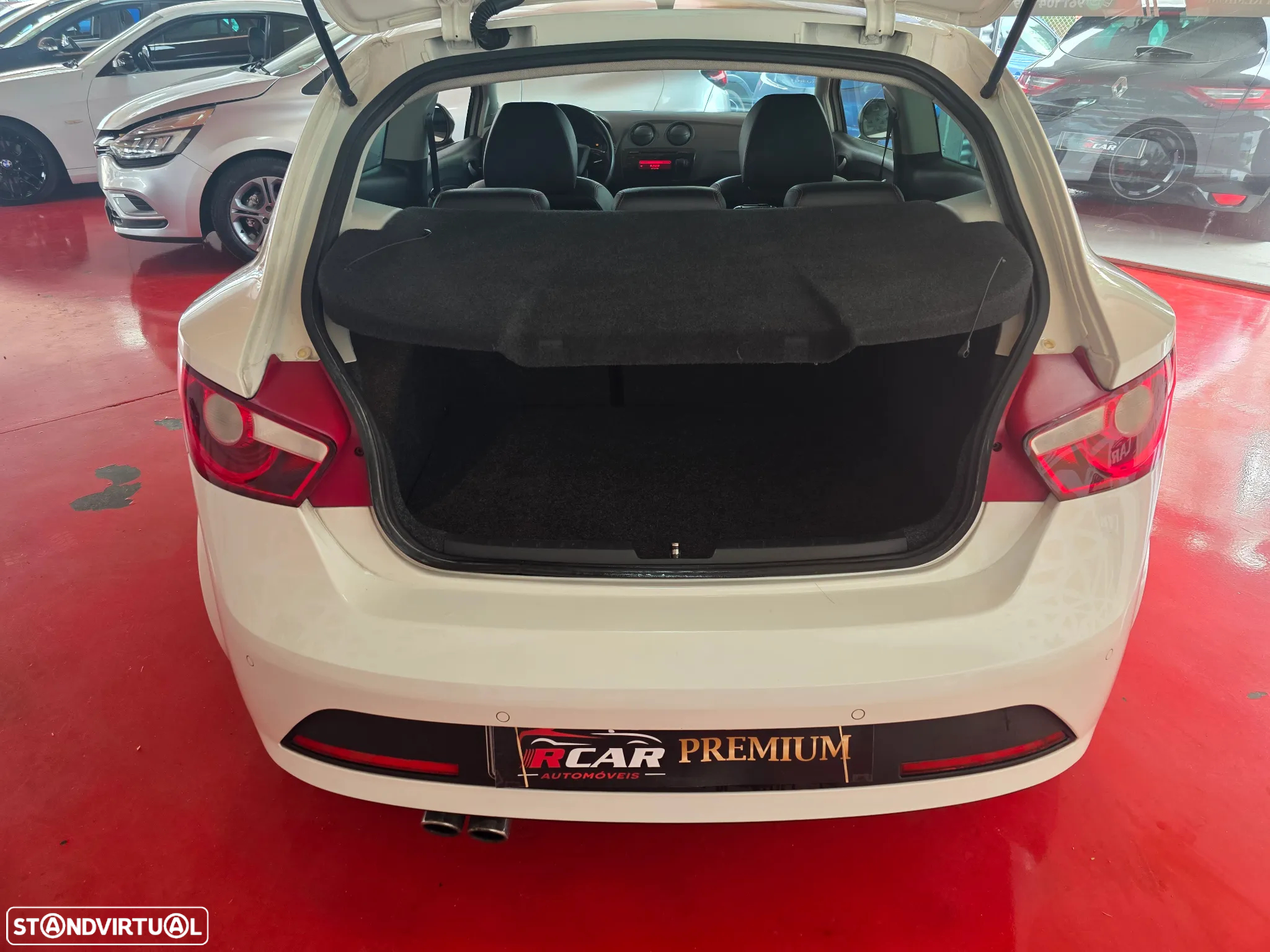 SEAT Ibiza SC 2.0 TDi FR - 24