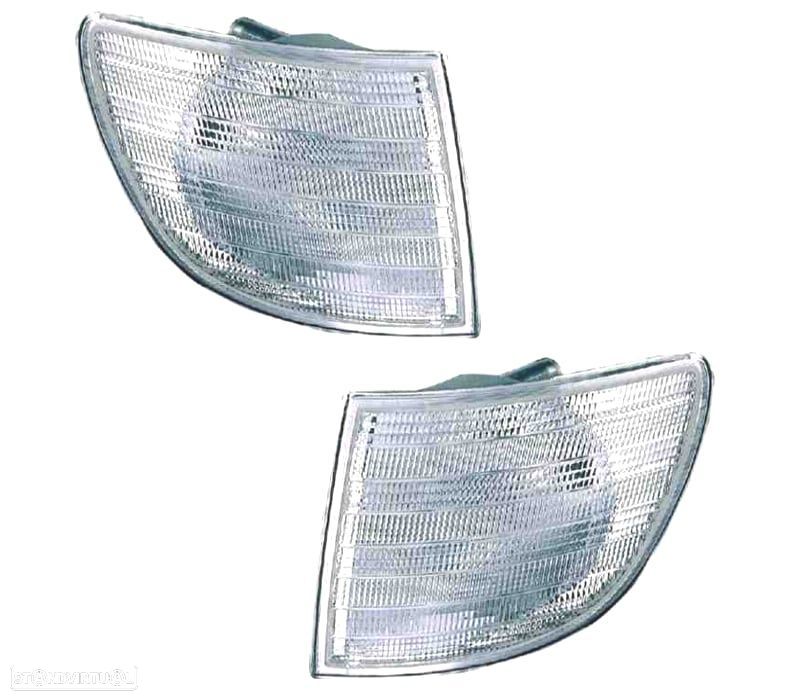 PISCAS FRONTAIS PARA MERCEDES CLASSE V VITO 96-03 BRANCO - 1
