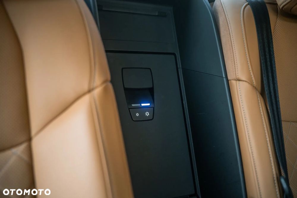 Audi A8 - 21