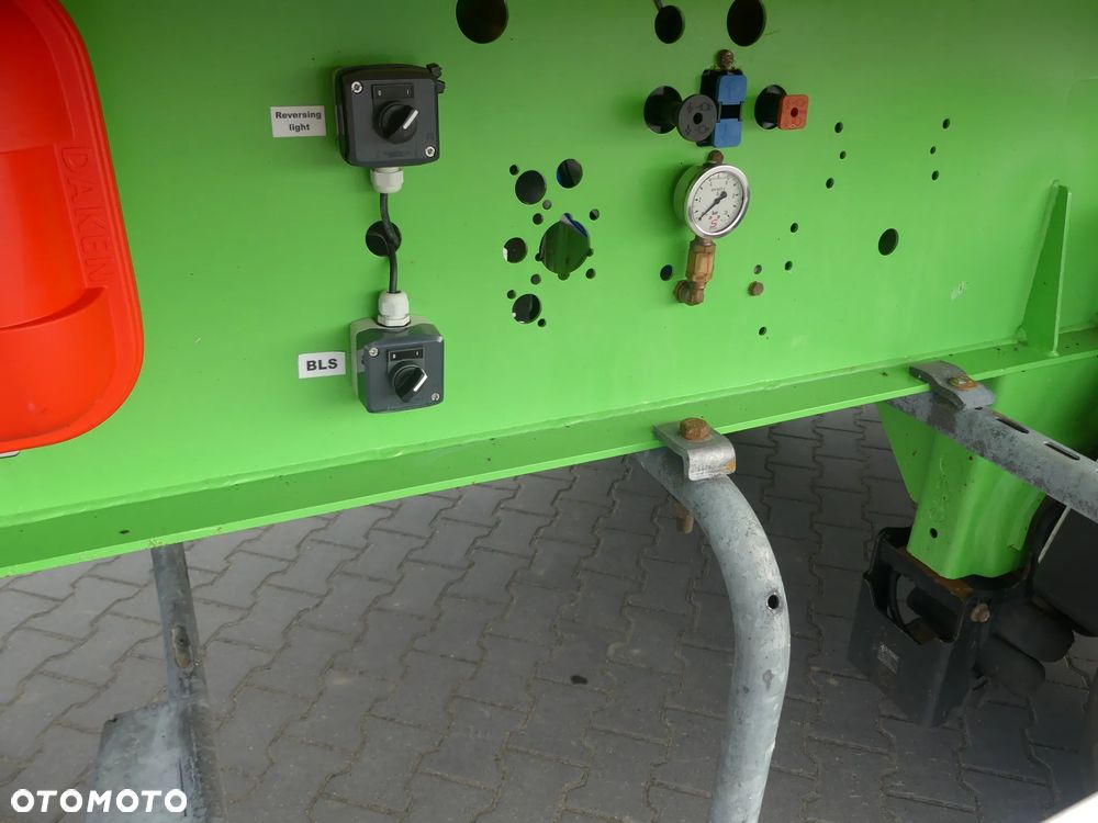 Mega WYWROTKA 50m3 / KLAPO DRZWI / 2 x SZYBER  / OŚ PODNOSZONA / - 21