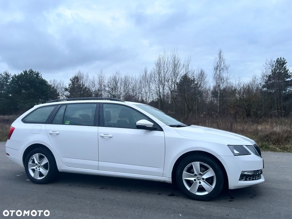Skoda Octavia 1.6 TDI Ambition - 6