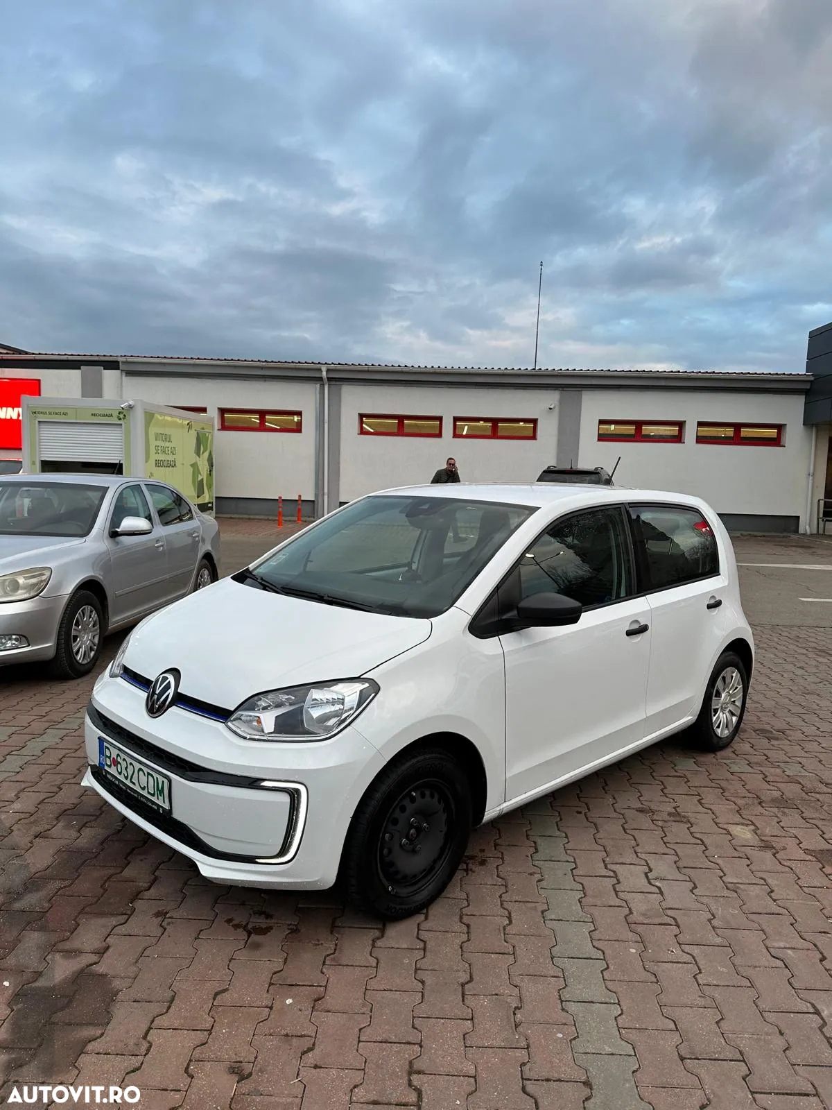 Volkswagen up! e-up! 32.3 kWh - 7