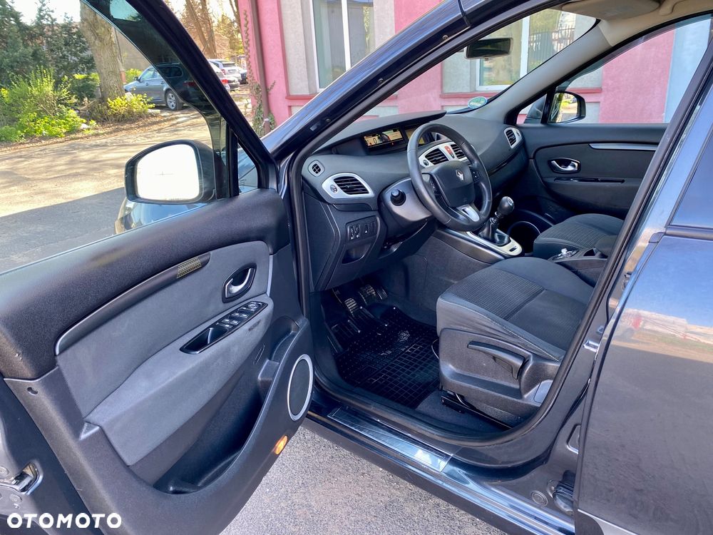 Renault Scenic 1.5 dCi Tech Run - 15