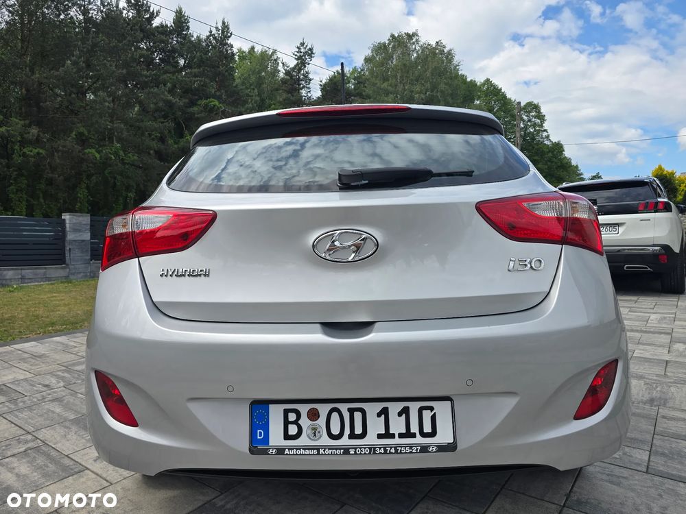 Hyundai i30 1.4 Passion - 13