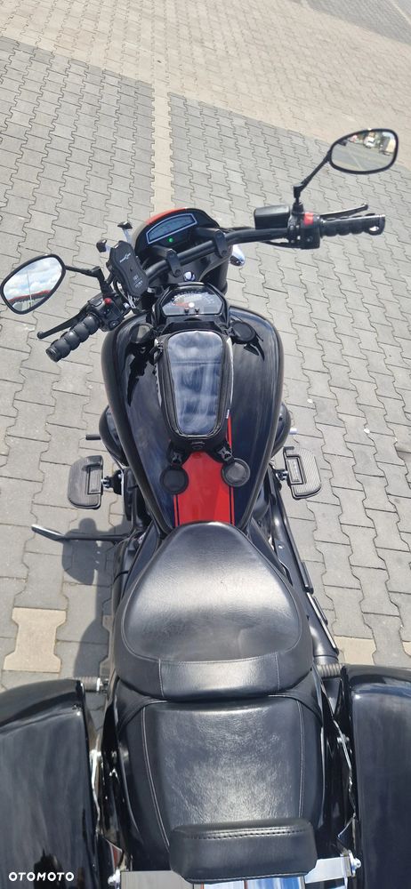 Suzuki Boulevard - 26