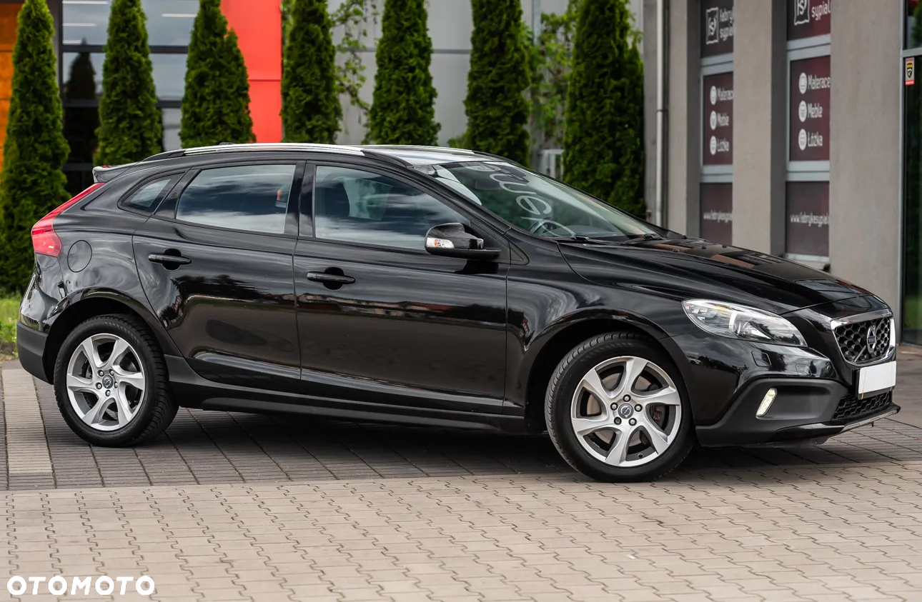 Volvo V40 Cross Country - 3