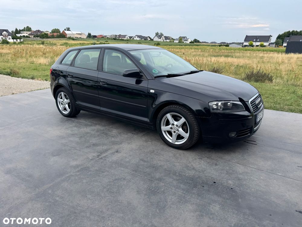 Audi A3 Sportback - 2