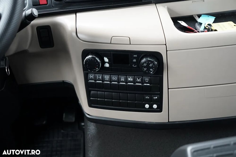 MAN TGS 35.420 / 8x4 / BASCULĂ DUBLĂ / HIDRODOXIE LATERALĂ / BORDMATIC / AUTOMATĂ - 30