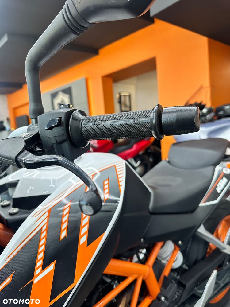 KTM Duke 390 - 33