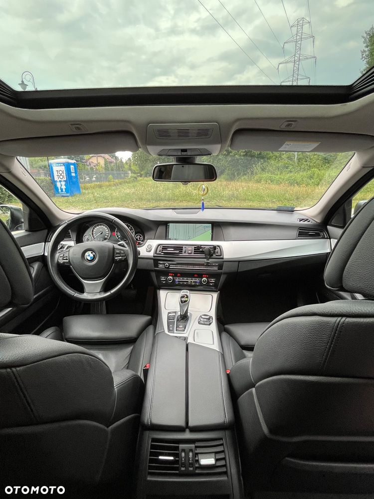 BMW Seria 5 535i xDrive - 18