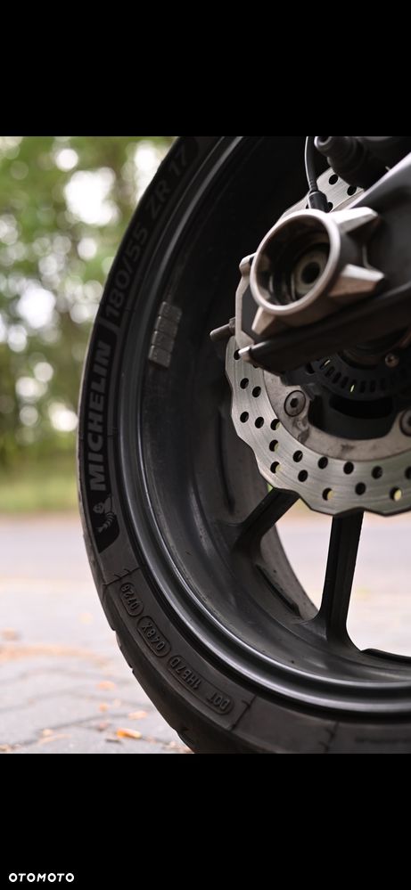 Yamaha MT - 9