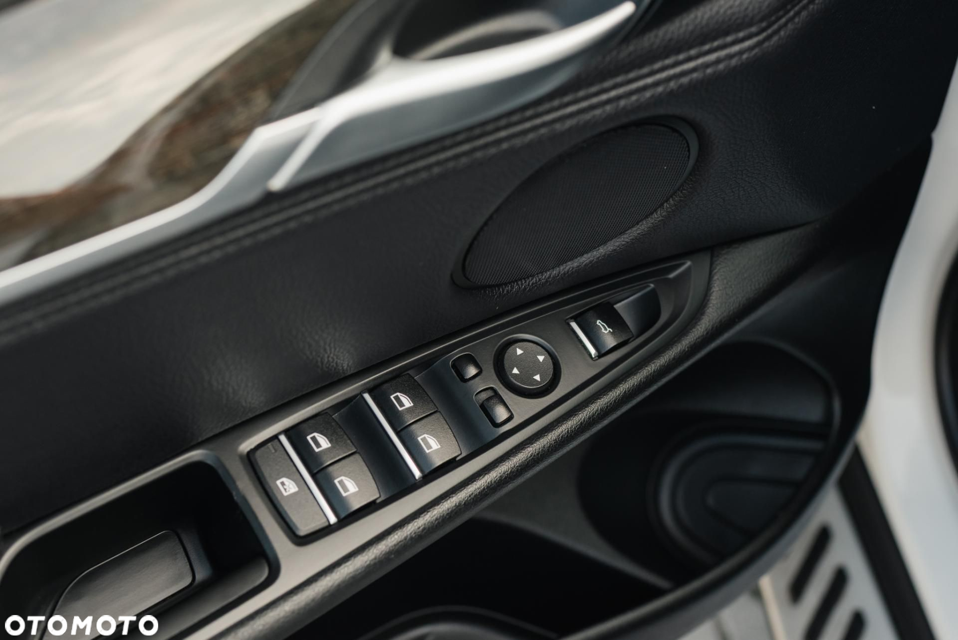 BMW X6 - 32