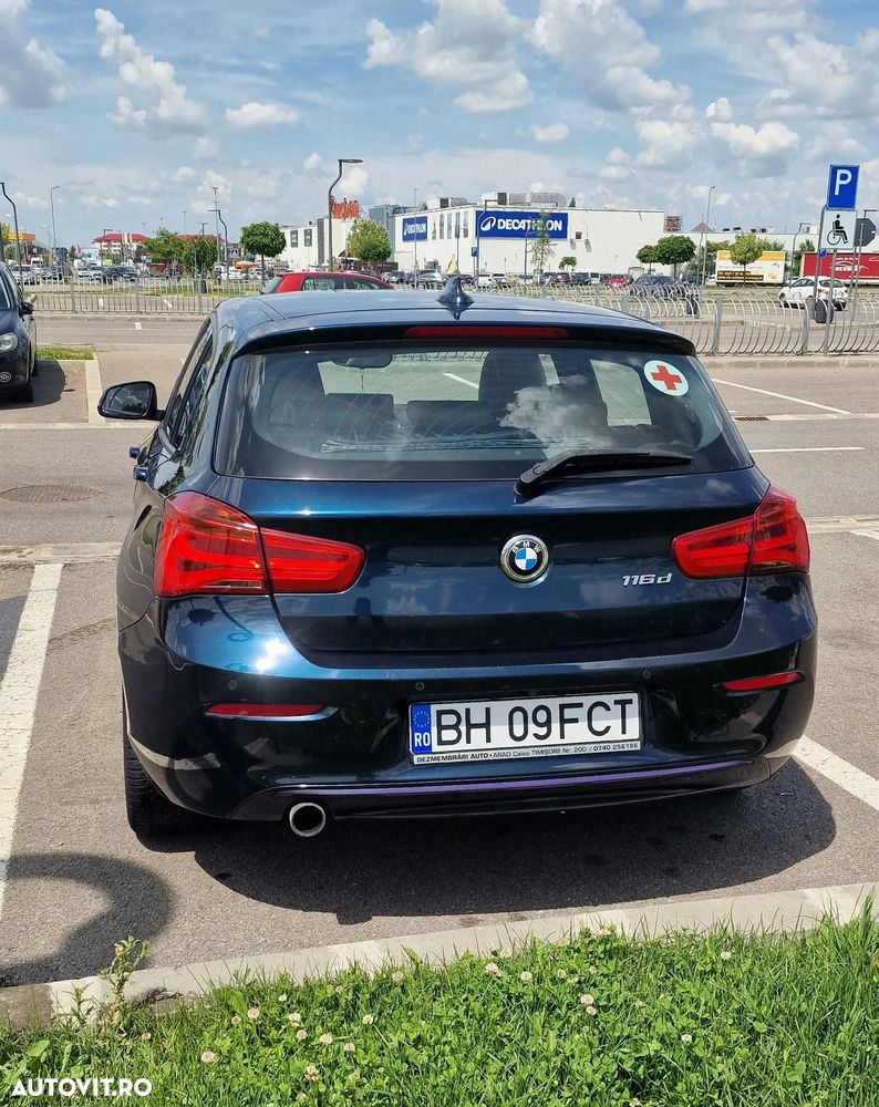 BMW Seria 1 116d Sport Line - 4