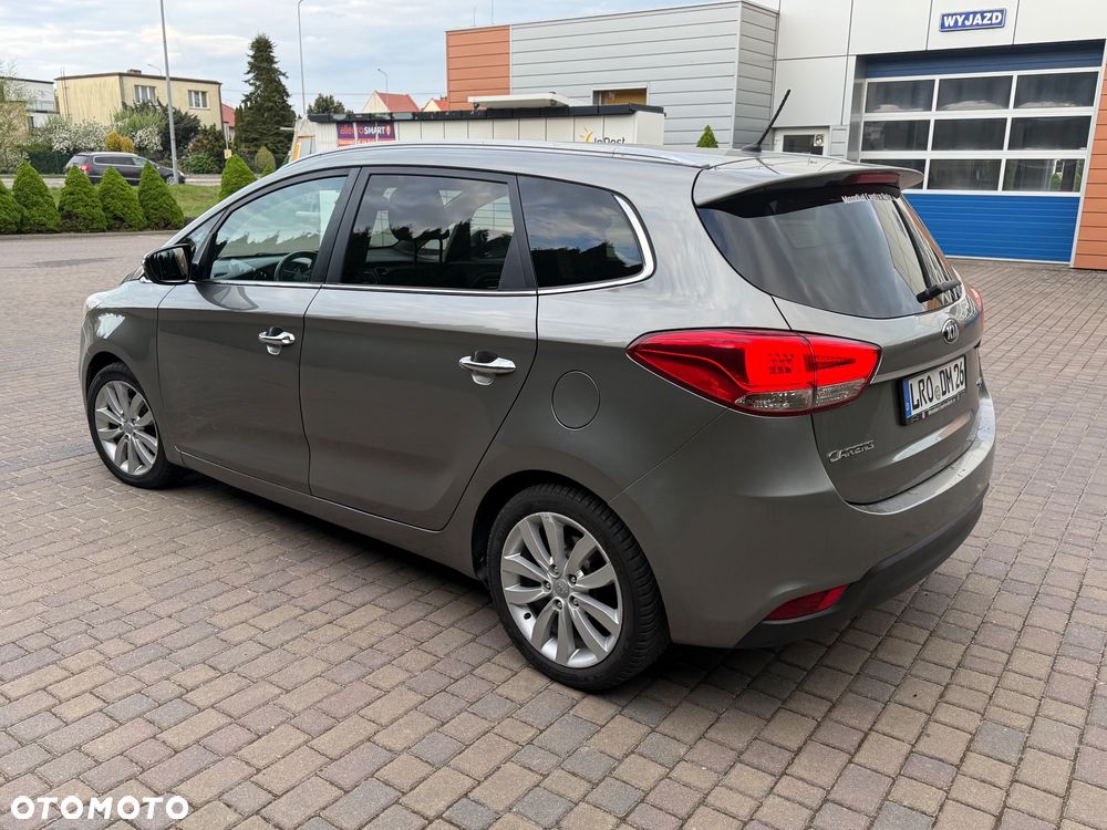 Kia Carens 1.7 CRDi S 7os - 9