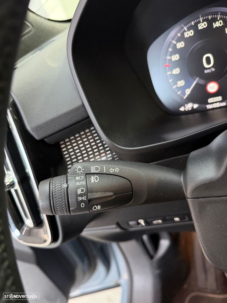 Volvo XC 40 T4 Recharge DKG RDesign Expression - 17