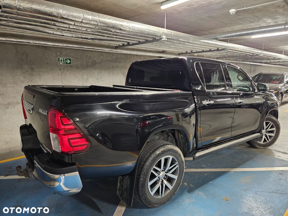 Toyota Hilux 2.4 D-4D Double Cab SR5 4x4 - 10