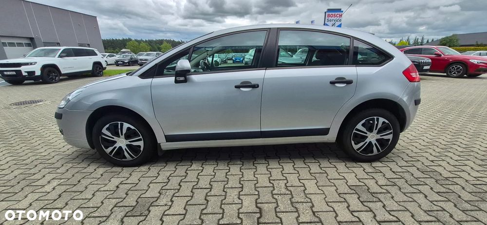 Citroën C4 1.4 16V Magic - 9