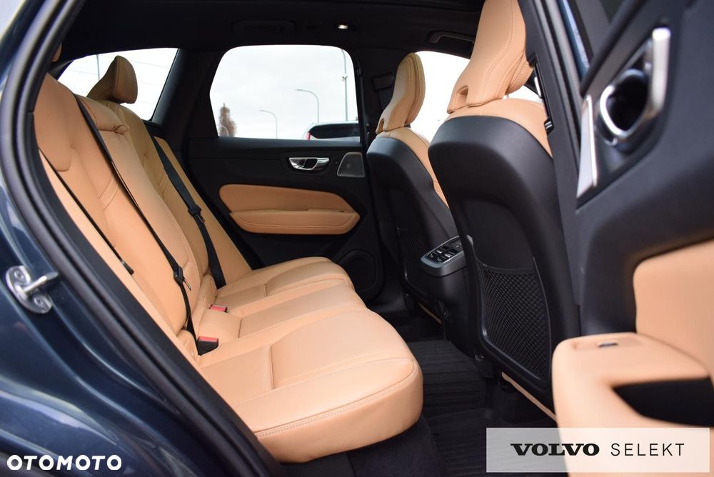 Volvo XC 60 - 21