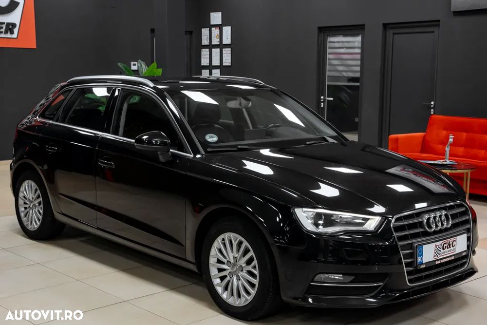 Audi A3 1.6 TDI Sportback (clean diesel) S tronic Ambition - 3